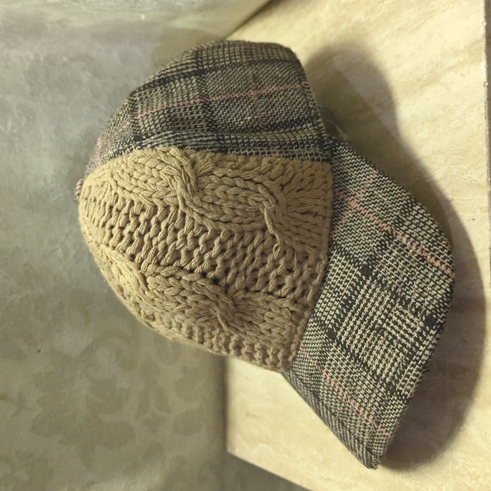 OSFM Cassel Goorin Plaid Knit Ball Cap